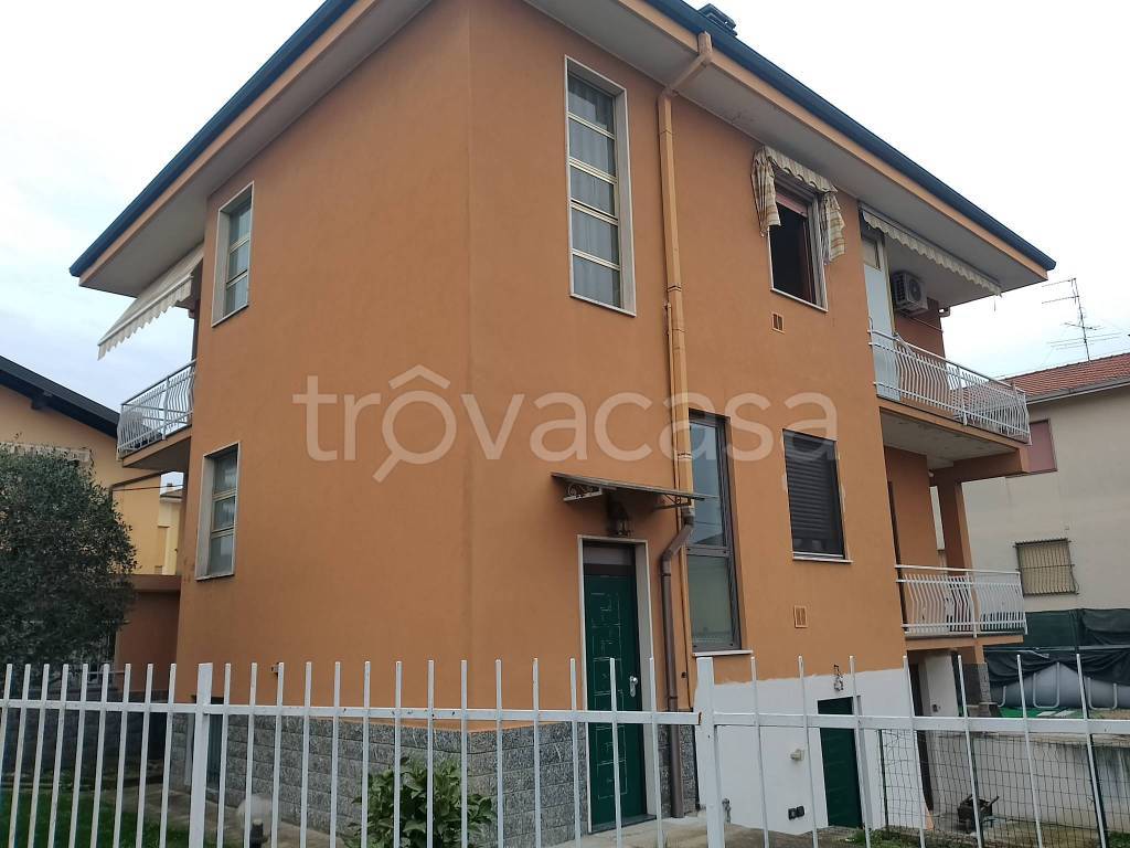 appartamento in vendita a Trecate