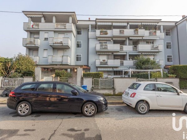 appartamento in vendita a Trecate