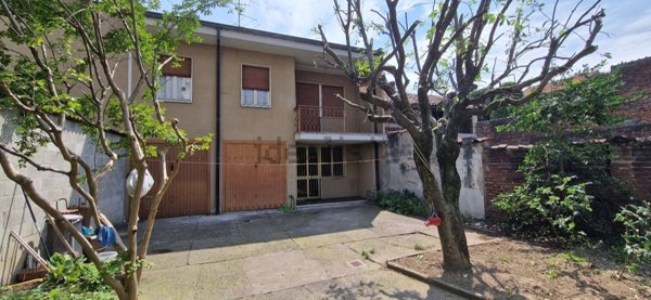 appartamento in vendita a Trecate