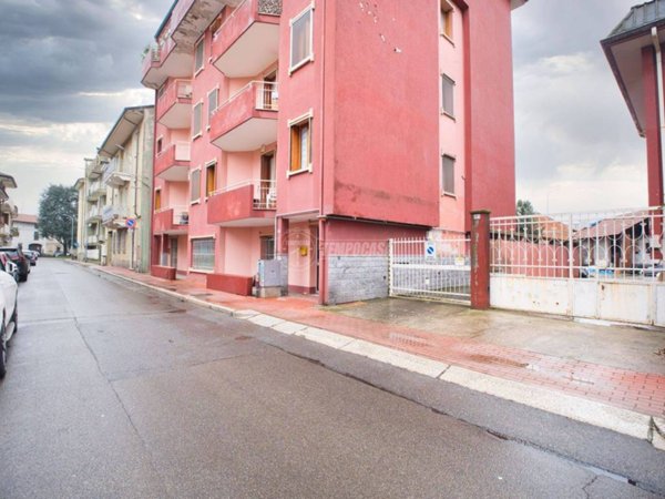 appartamento in vendita a Trecate