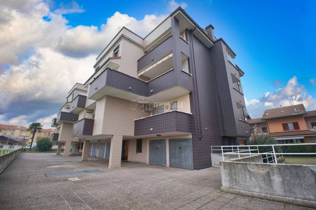 appartamento in vendita a Trecate