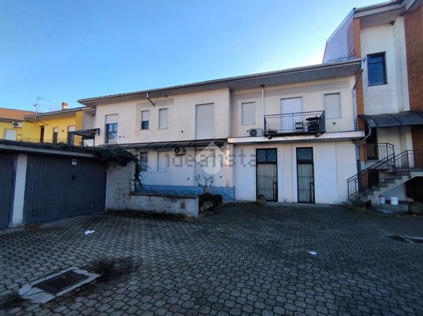 appartamento in vendita a Trecate in zona San Martino