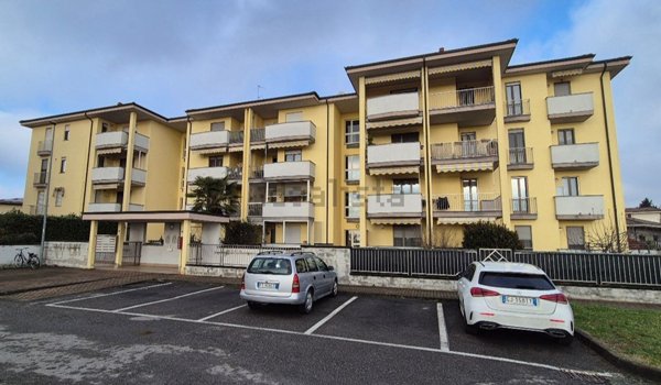 appartamento in vendita a Trecate