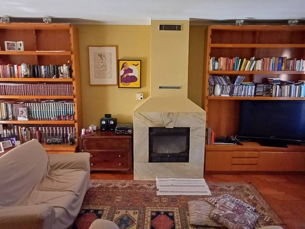 casa indipendente in vendita a Trecate
