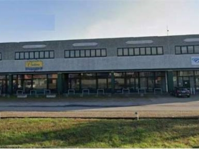 ufficio in vendita a Trecate