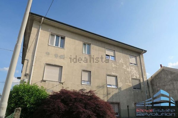 appartamento in vendita a Trecate