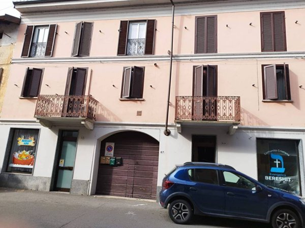 negozio in vendita a Trecate