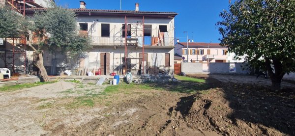 quadrivano in vendita a Trecate