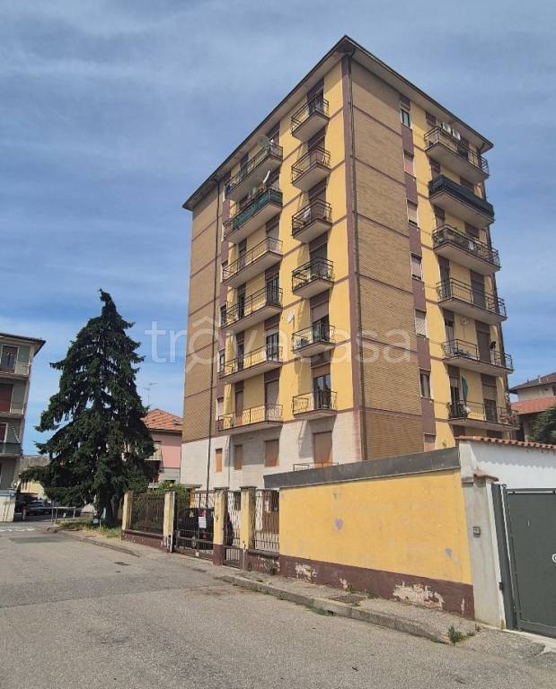 appartamento in vendita a Trecate