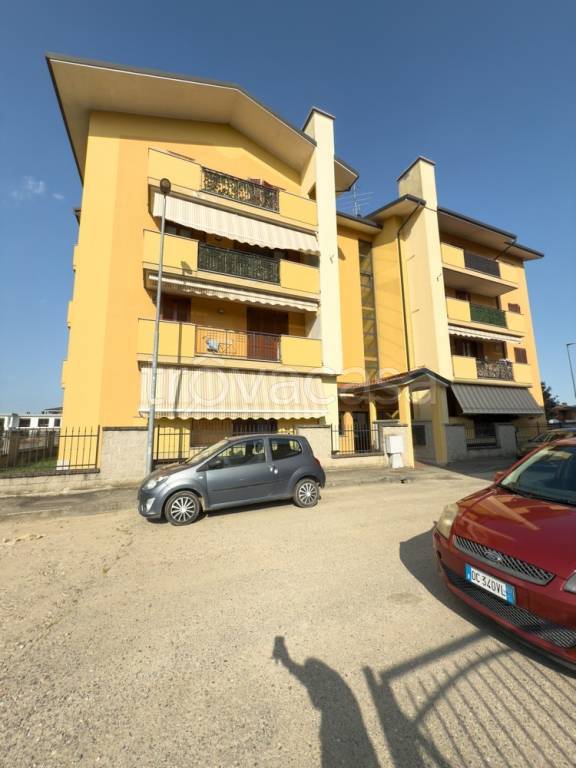 appartamento in vendita a Trecate