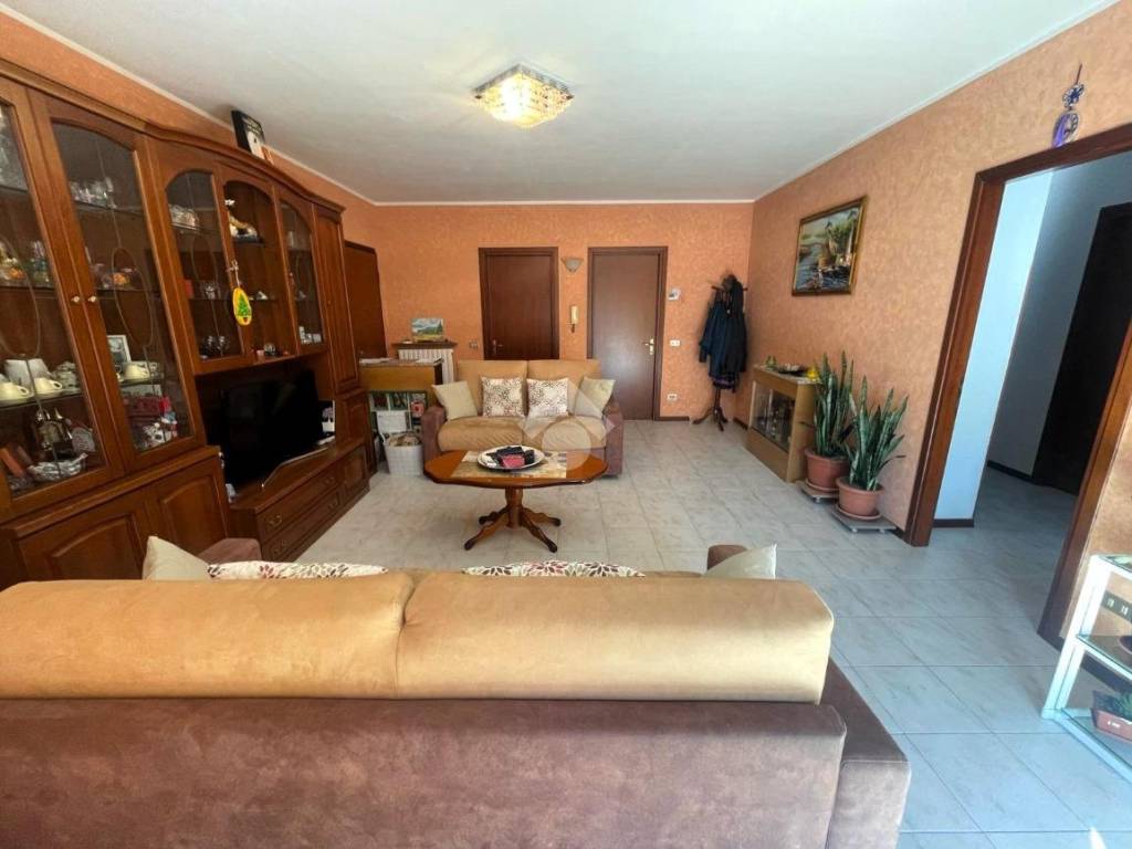 appartamento in vendita a Trecate