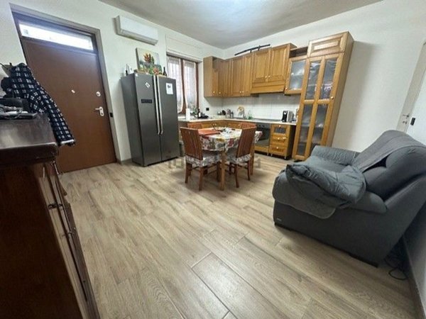 casa indipendente in vendita a Trecate