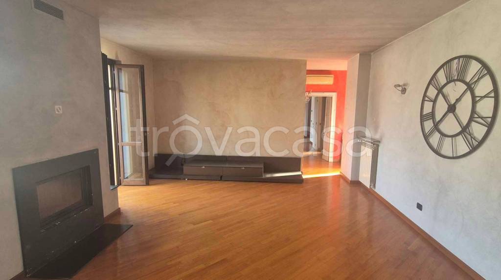 appartamento in vendita a Trecate