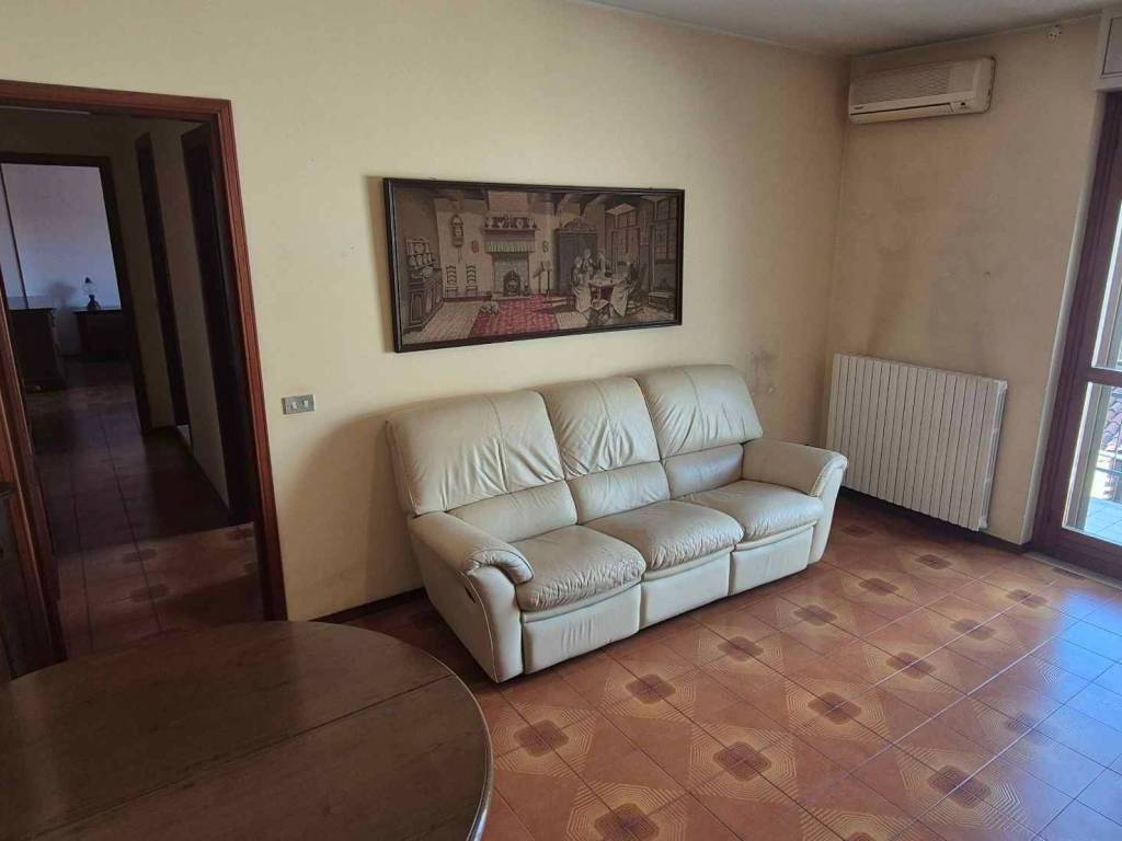 appartamento in vendita a Trecate