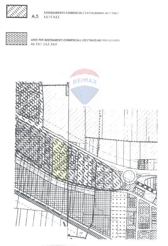 terreno edificabile in vendita a Trecate