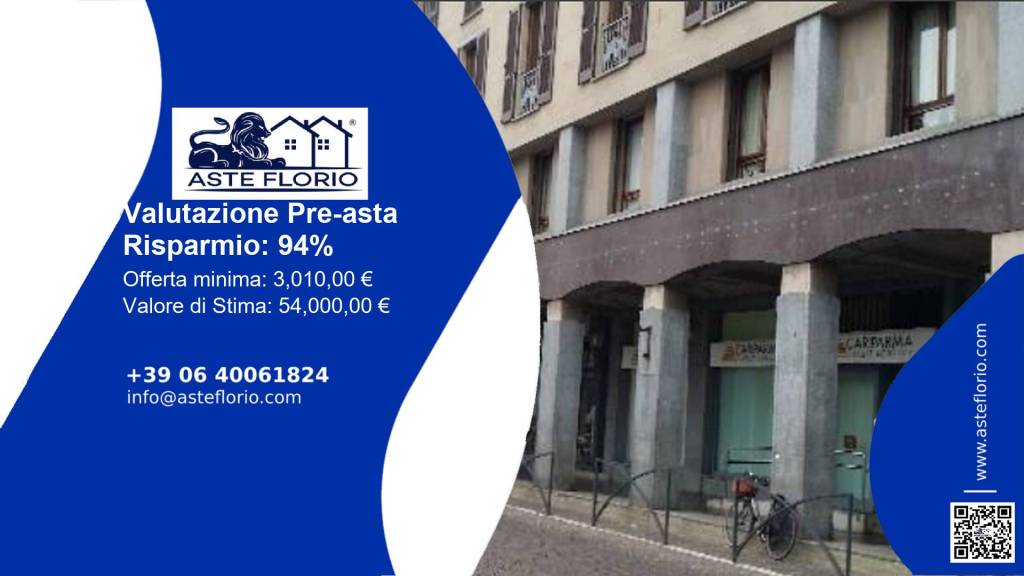 locale commerciale in vendita a Trecate