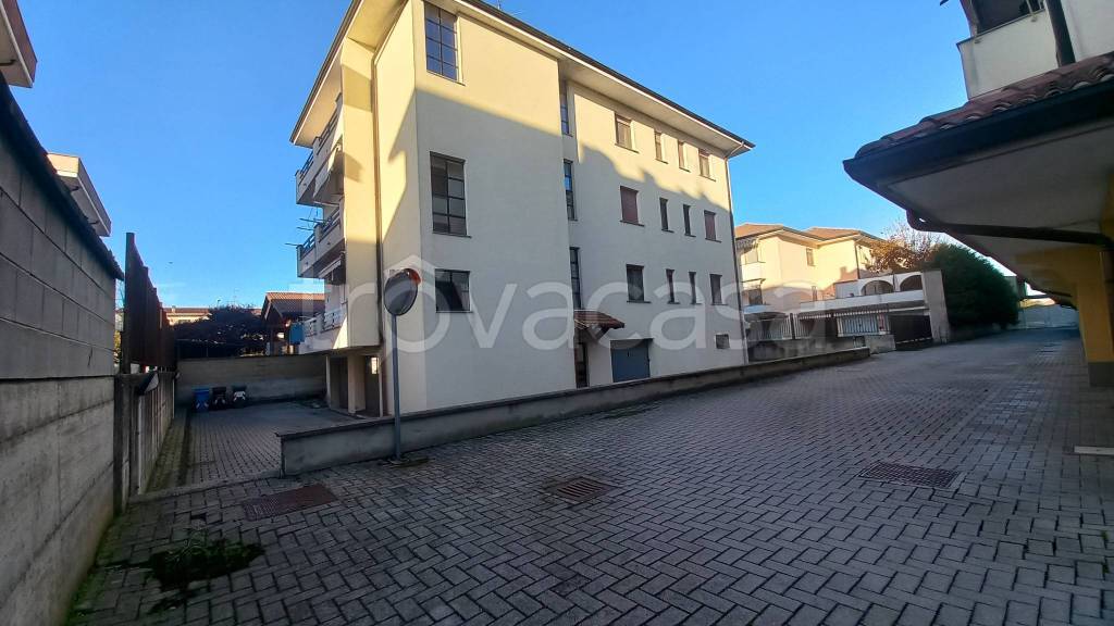 appartamento in vendita a Trecate