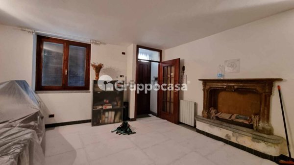 pentavano in vendita a Trecate