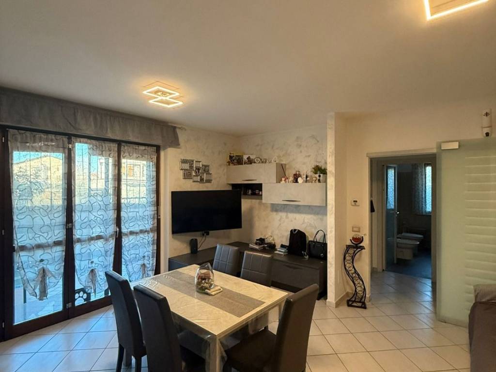 appartamento in vendita a Trecate