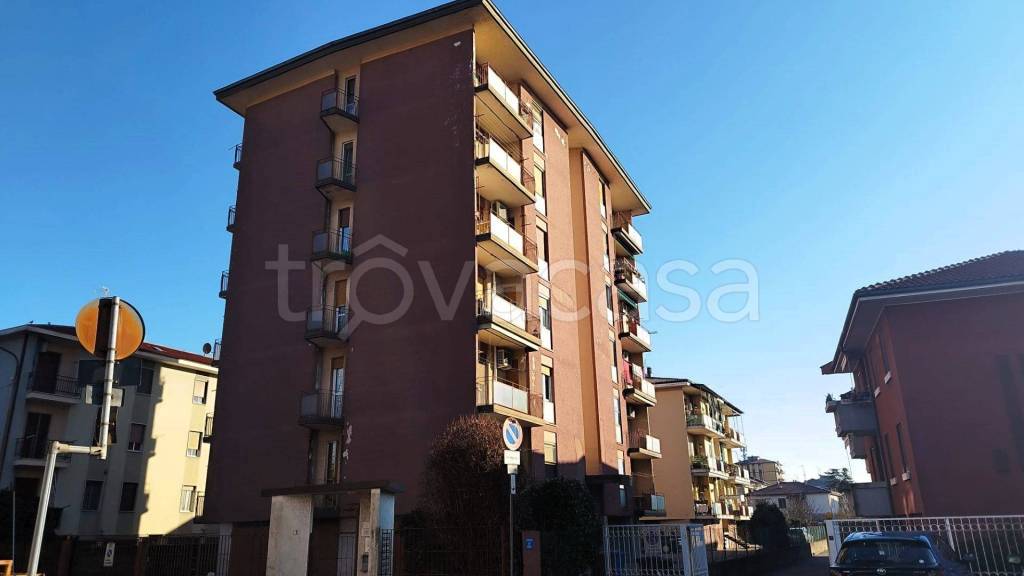 appartamento in vendita a Trecate