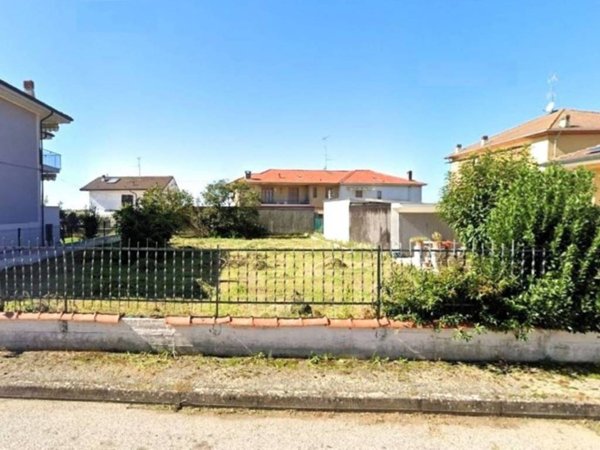 terreno agricolo in vendita a Trecate