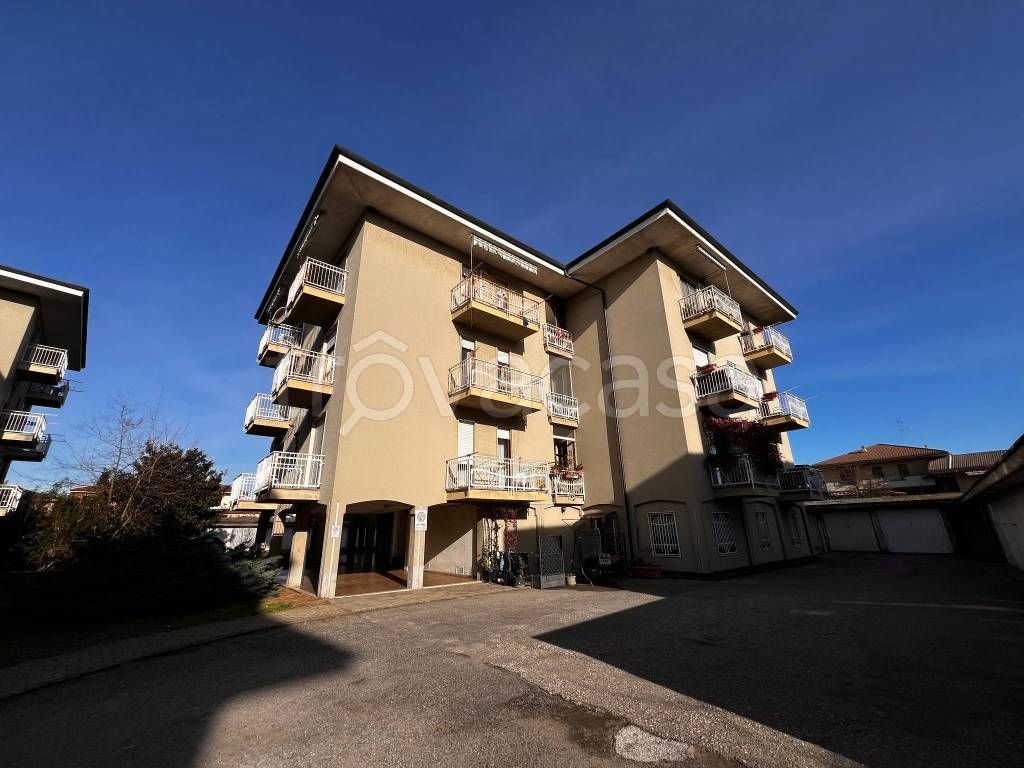 appartamento in vendita a Trecate