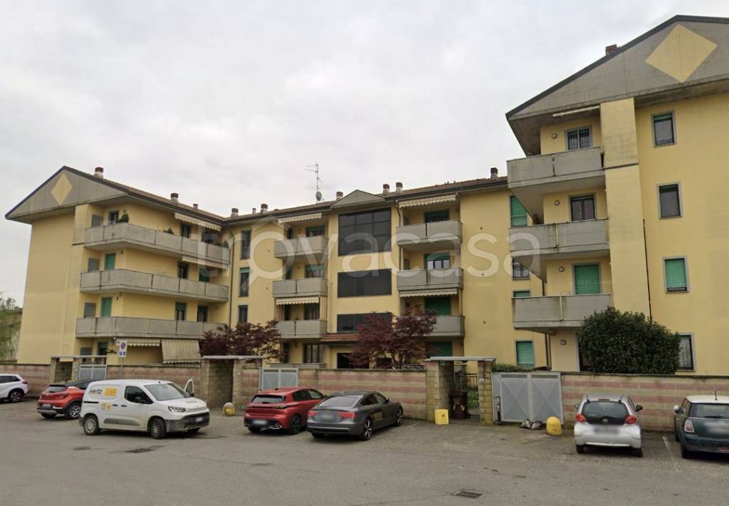 appartamento in vendita a Trecate