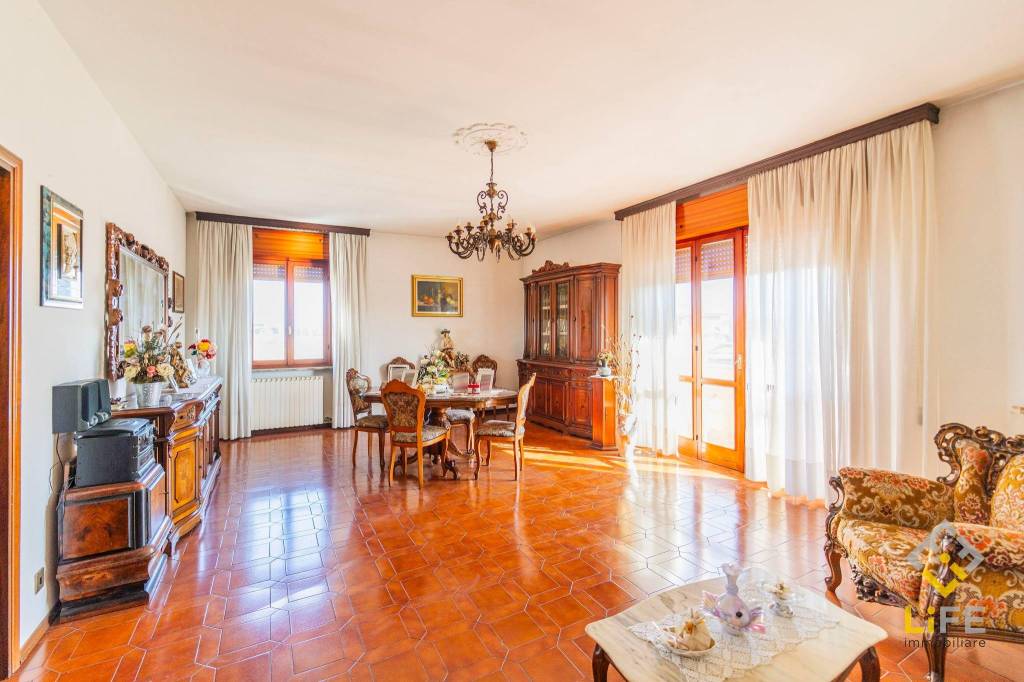 appartamento in vendita a Trecate