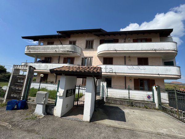 appartamento in vendita a Trecate
