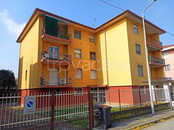 appartamento in vendita a Trecate