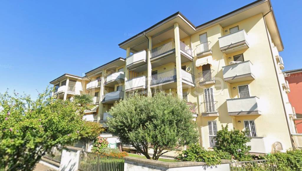 appartamento in vendita a Trecate