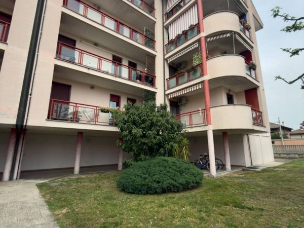 appartamento in vendita a Trecate