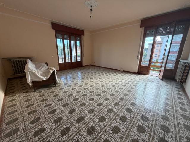 casa indipendente in vendita a Trecate