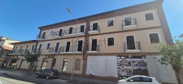 casa indipendente in vendita a Trecate