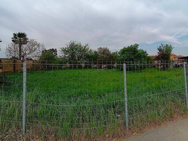casa indipendente in vendita a Trecate