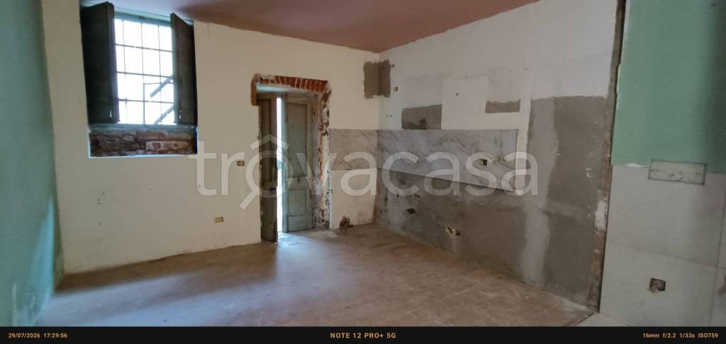casa indipendente in vendita a Trecate