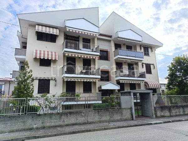 appartamento in vendita a Trecate