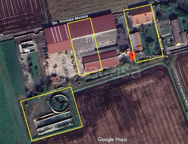 locale di sgombero in vendita a Trecate