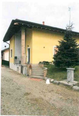 casa indipendente in vendita a Vaprio d'Agogna