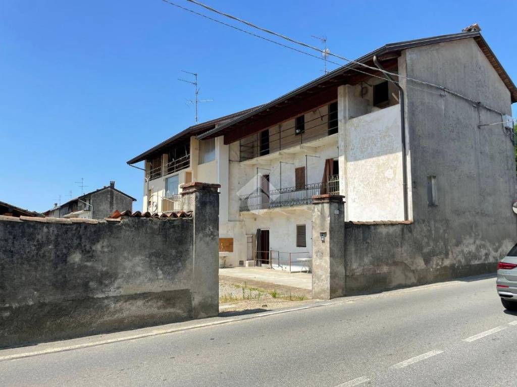 appartamento in vendita a Vaprio d'Agogna