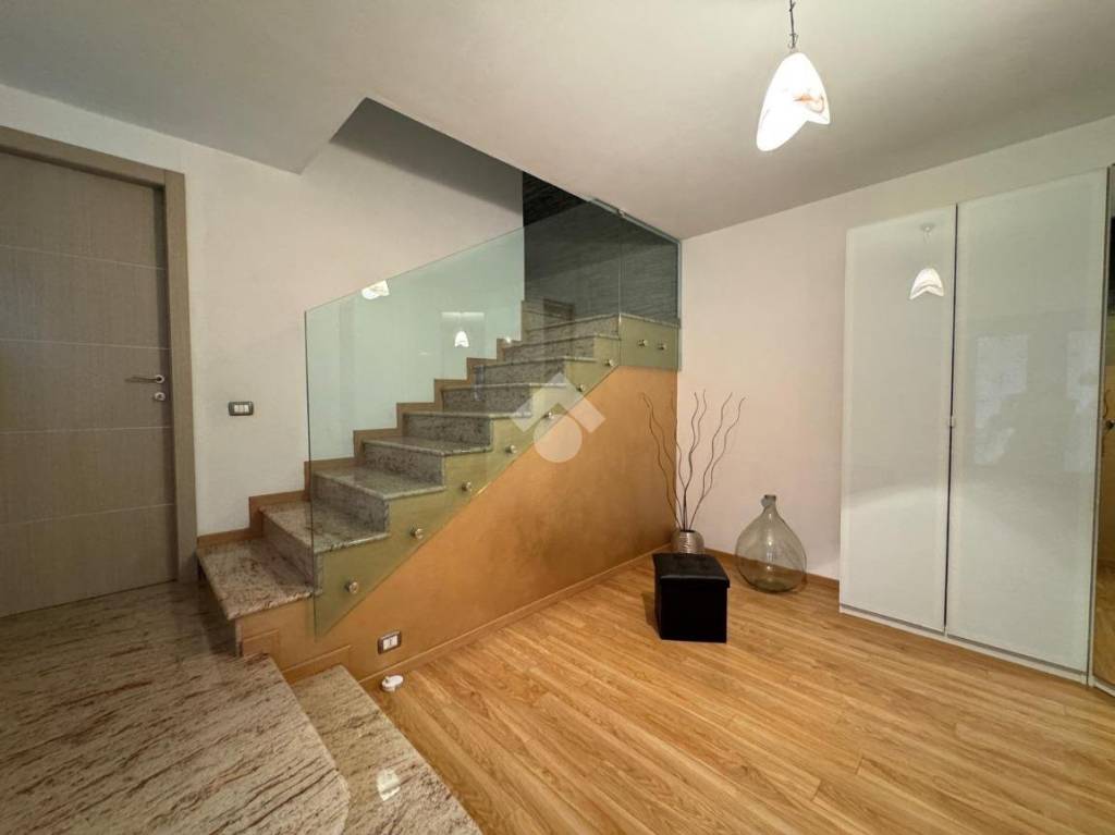 casa indipendente in vendita a Vaprio d'Agogna