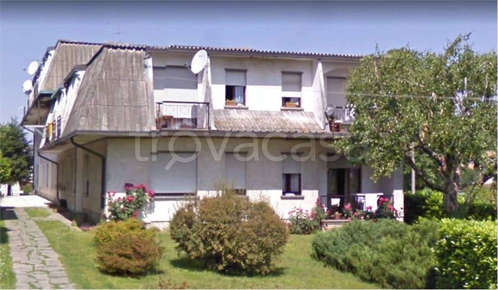 appartamento in vendita a Varallo Pombia