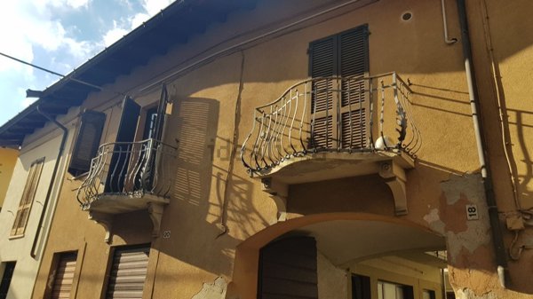 appartamento in vendita a Varallo Pombia