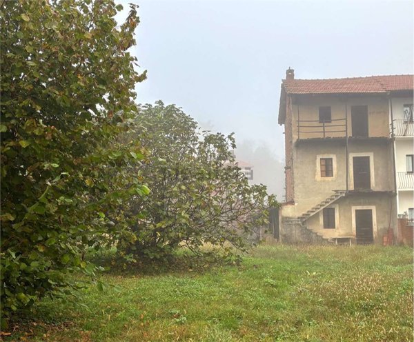 appartamento in vendita a Varallo Pombia