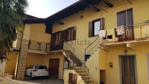 quadrivano in vendita a Varallo Pombia