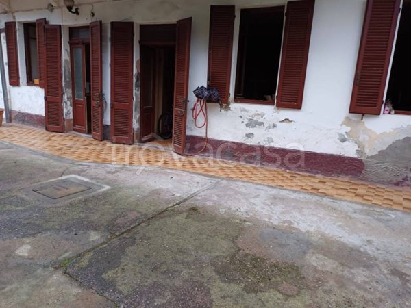 appartamento in vendita a Varallo Pombia