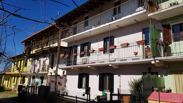 pentavano in vendita a Varallo Pombia