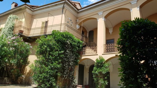 appartamento in vendita a Varallo Pombia