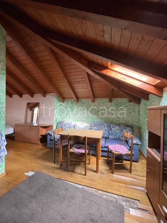 appartamento in vendita a Varallo Pombia