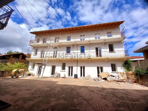 appartamento in vendita a Varallo Pombia